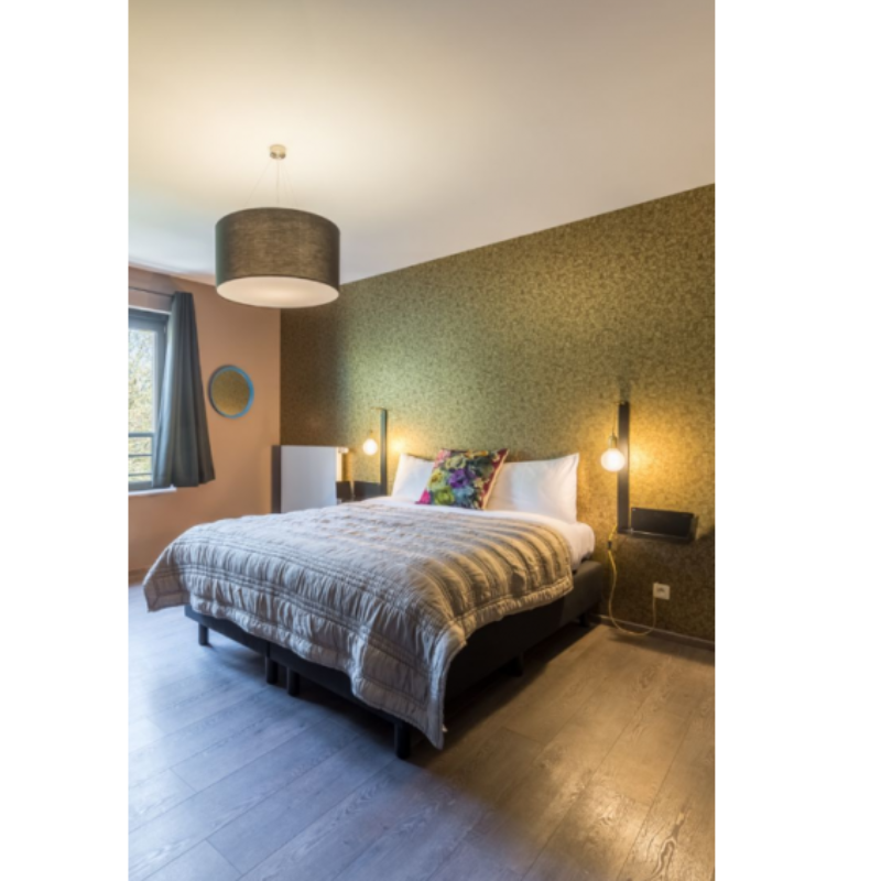 855.jpg Table de chevet