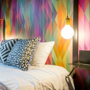 1915.jpg Table de chevet