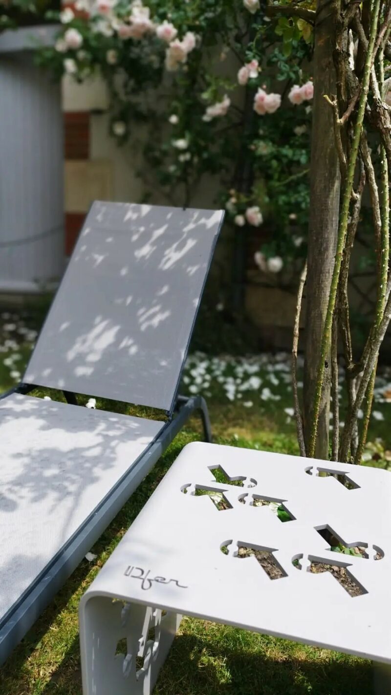 inspiration table d'appoint en métal pour l'extérieur inspiration table d'appoint en métal pour l'extérieur