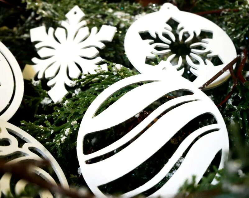 KIT Sapin de Noël et ses boules décoratives