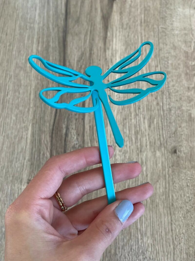 libellule en métal bleu turquoise